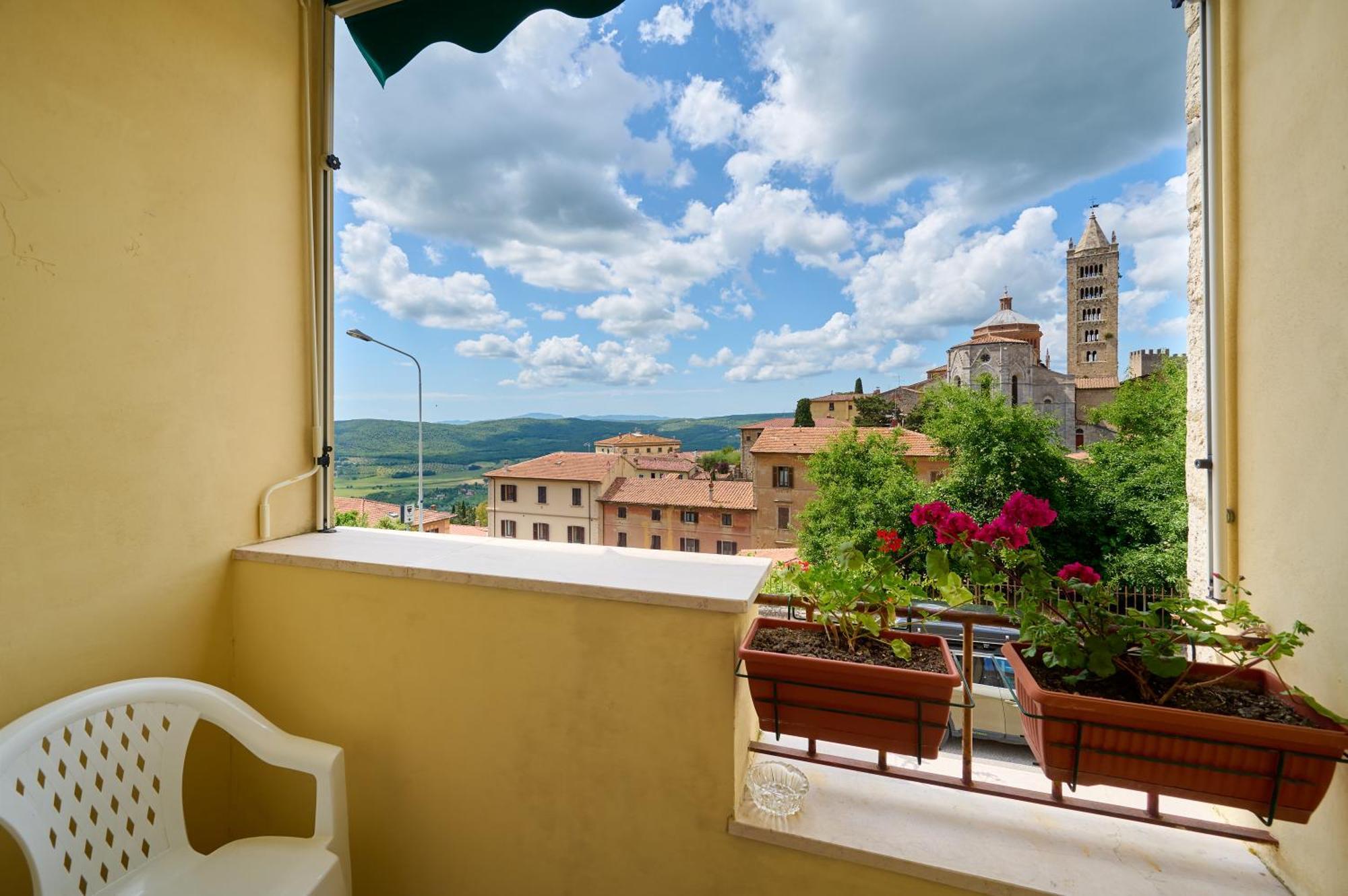 Carmelita Apartment